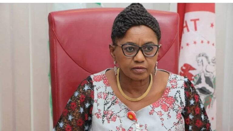 Ipalibk defects to APC